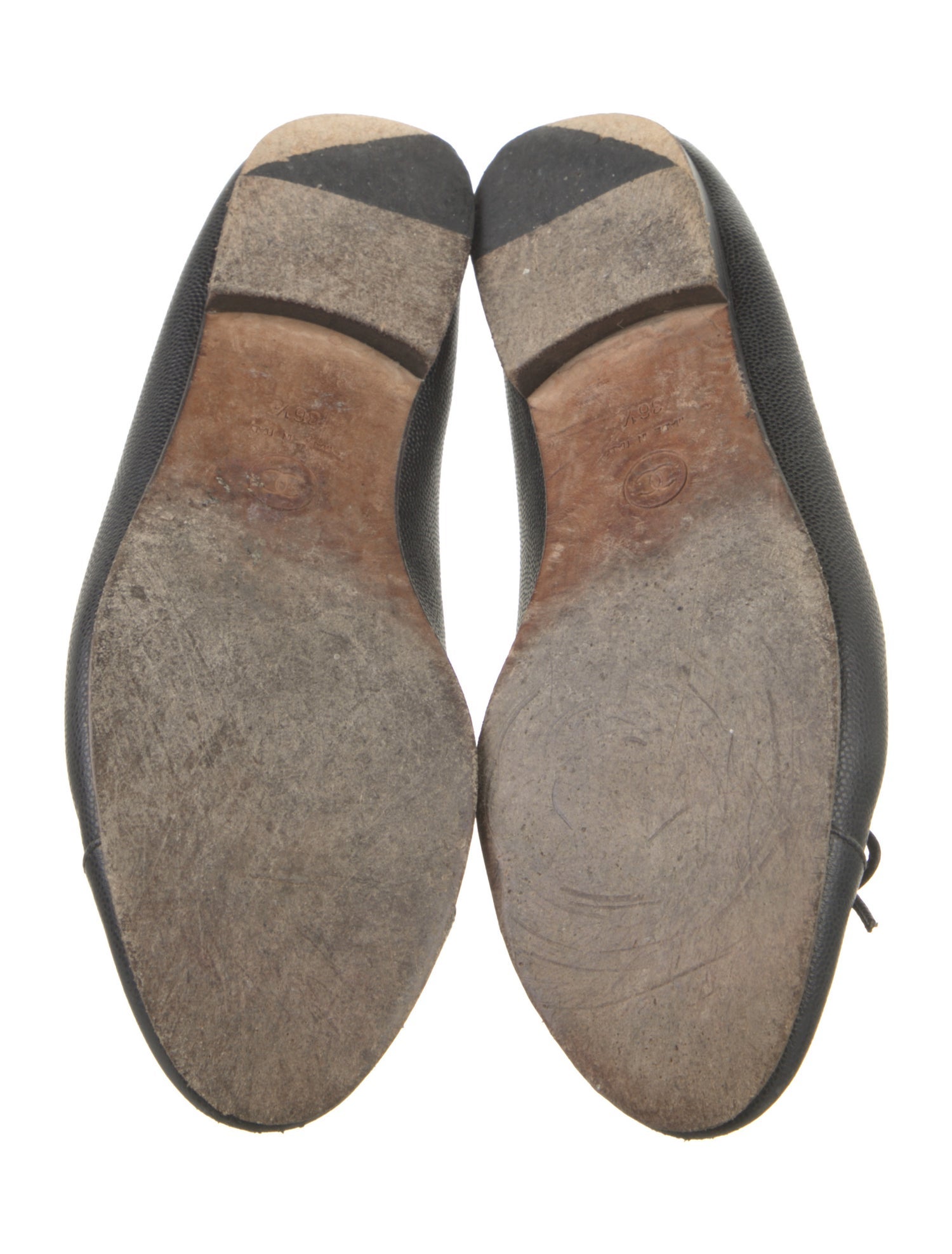 Chanel Interlocking CC Logo Leather Ballet Flats